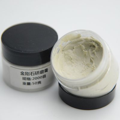 Polissage à l'aide d'outils de mesure de la dureté du matériau à base de pâte abrasive en monnaie américaine