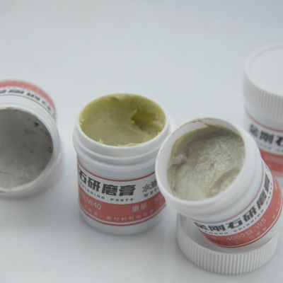 Expérience d'analyse métallographique Pâte abrasive diamantée pour le laminage du carbure de tungstène