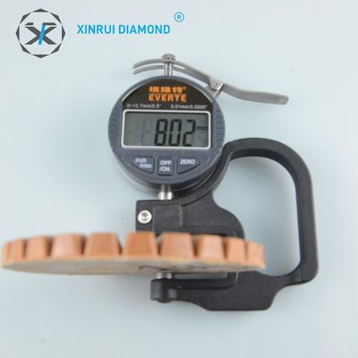 Pad de polissage de diamant Xinrui pour le polissage de marbre mode de travail humide et sec personnalisation