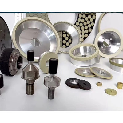 Roue de meulage de diamants/CBN Xinrui vitrifiée et à liaison hybride pour le meulage de surface