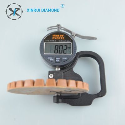 Le polissage à haute vitesse et brillant de Terrazzo avec Xinrui Diamond Pad à personnaliser