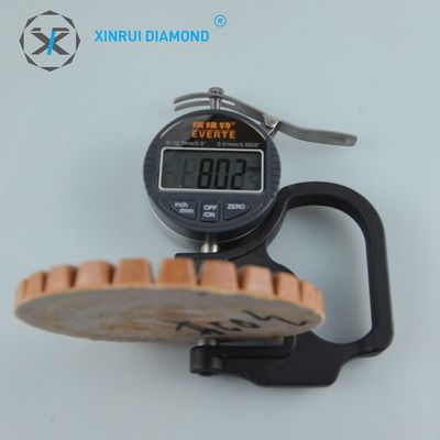 Traitement personnalisé des carreaux vitrifiés avec une pâte de polissage au diamant Xinrui